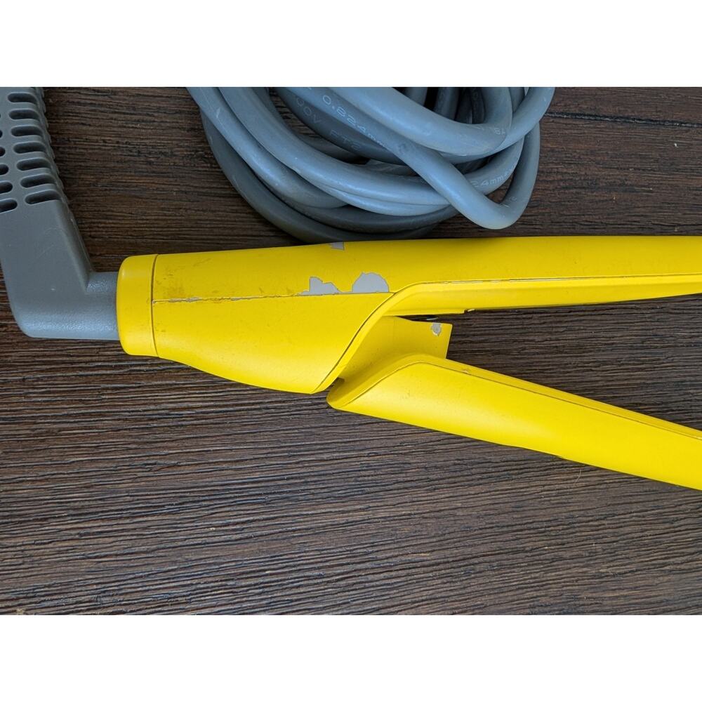 Drybar The Tress Press 1" Flat Iron Hair Straightener Yellow Titanium - Picture 5 of 12